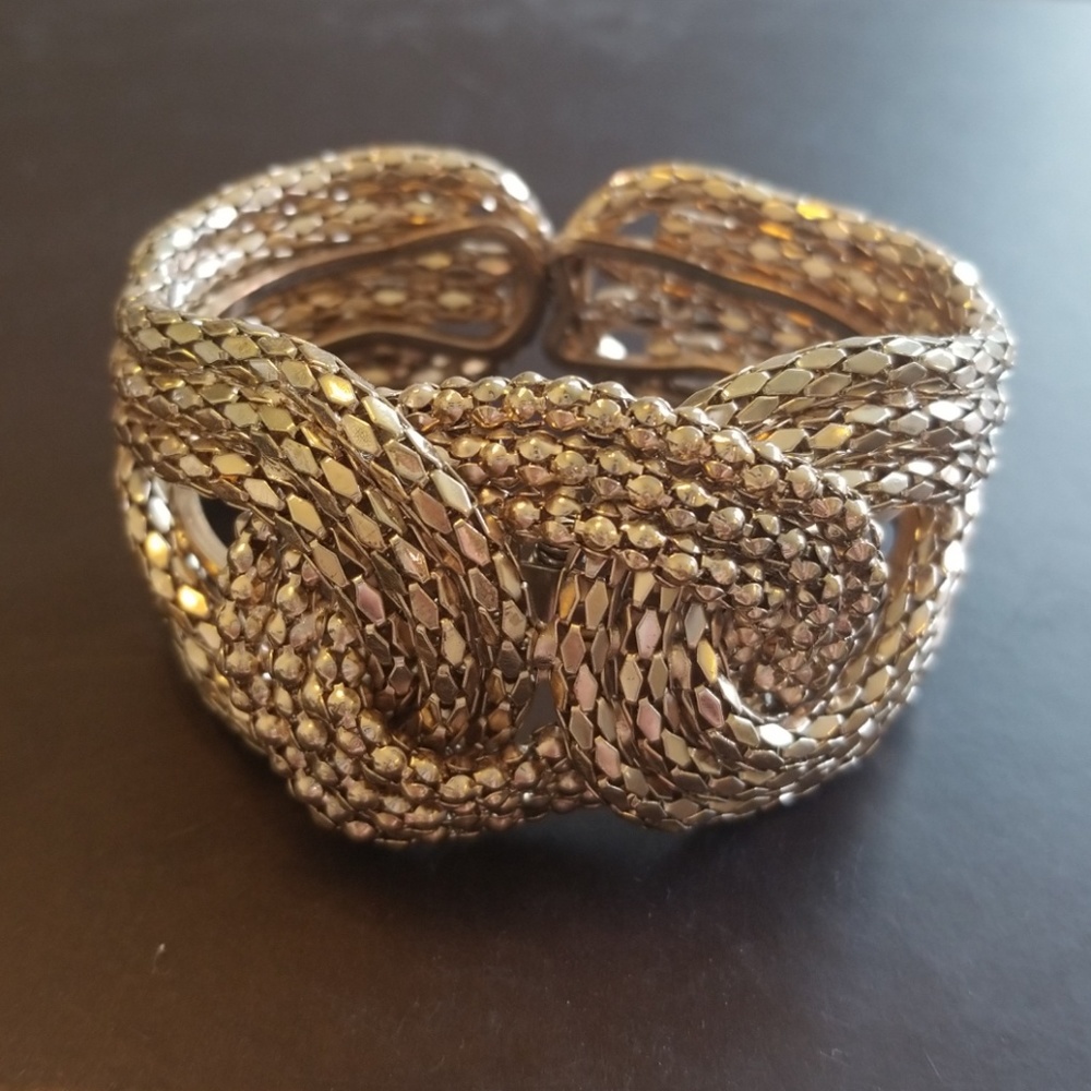Loft bracelet